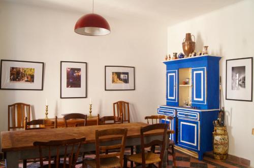 Large 3-Bed apartment in medieval quarter of SAUVE