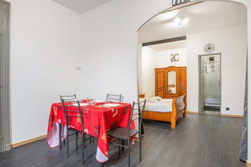 Large and calm studio in the heart of Bordeaux - Welkeys