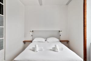 Large and charming studio in the heart of La Rochelle - Welkeys