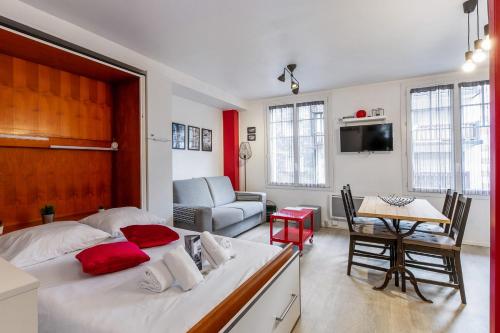Large and elegant studio in Deauville centre 2 min to the Casino - Welkeys