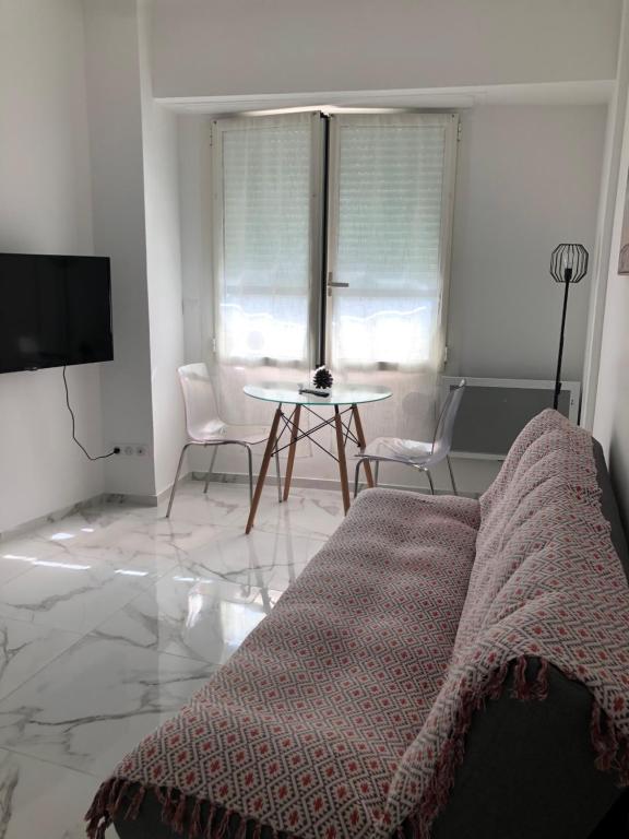 Large and familial apartment with balcony - Toulouse - Welkeys 31200 Toulouse