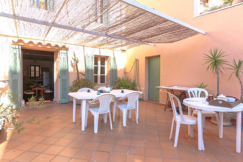 Appartement Large apartment in the heart of Le Cannet with TERRACE BENAKEY 8 Rue des prés 06110 Le Cannet