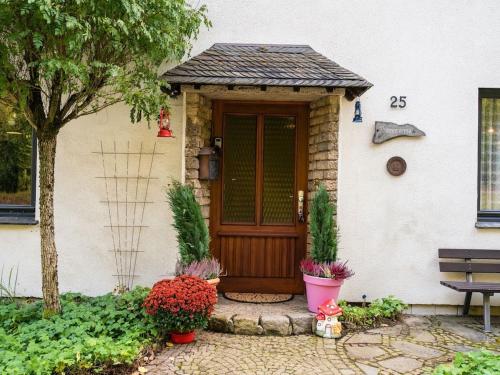 Large apartment near Willingen with a beautiful garden on the river Aarbach
