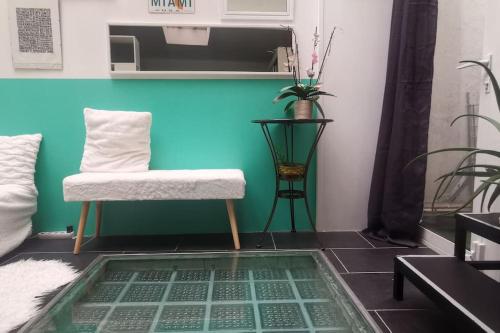 Large atypical & quaint studio