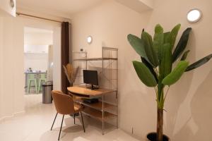 Large quiet Parisian nest near the stations