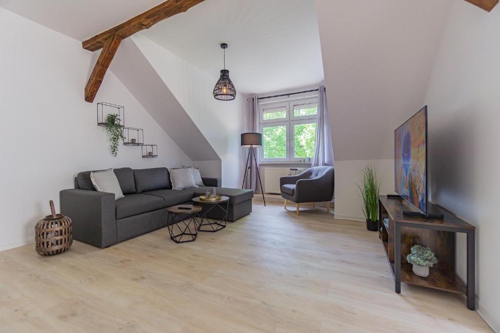 Lausitz-Apartment, 80m2, Waschtrockner, 2 x Parkplätze, Küche, Netflix Madlower Hauptstraße 70, 03051 Cottbus