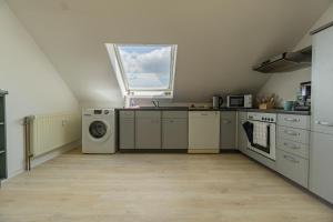 Lausitz-Apartment, 80m2, Waschtrockner, 2 x Parkplätze, Küche, Netflix