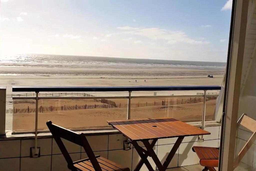 Lazyloc - superbe duplex face mer Boulevard maritime Nord, 80790 Fort-Mahon-Plage