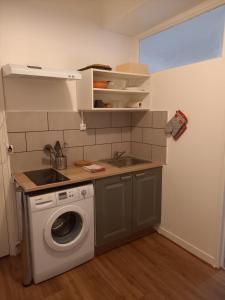 Le 105 _ Grand studio en centre ville