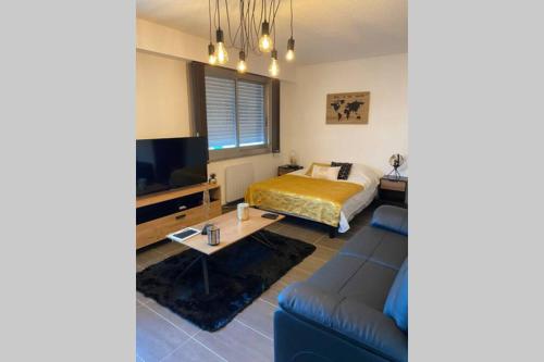 Le 12 du Temple - plein coeur centre ville, résidence privée, 5mn gare Sncf, WIFI et Netflix