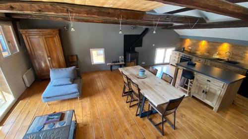 Le 1689 : Duplex de 130 m2 dans hameau de montagne