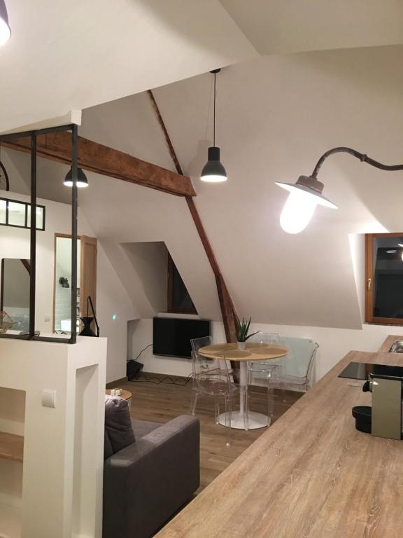 Appartement Le 17 17 RUE DE L'EMBERGUE 12000 Rodez