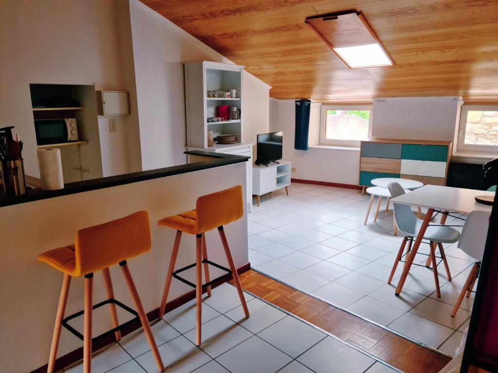 Appartement ⋆LE 3⋆ Studio centre de Millau 1 Traverse de l'Ayrolle 12100 Millau