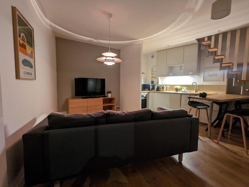 Appartement Le 5 bis, une maison de ville dans le centre historique Le 5 bis 5 bis rue Dupuy 42330 Saint-Galmier