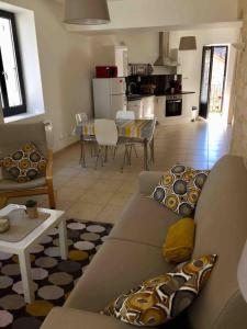 Appartement Le 5B Place Louis Gabriel Etienne 30430 Barjac Languedoc-Roussillon