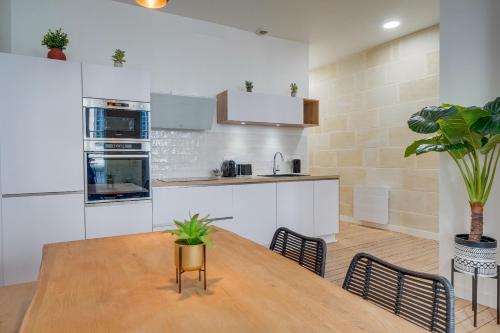 LE 61 - Superbe T2 meublé avec balcon en plein cœur de Bordeaux