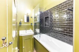 Le Ara Bleu - Bel appartement de caractère
