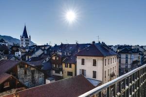 Appartement Le Balcon Annécien 4 - rooftop view for 2-4 people with 6 Rue Vaugelas 74000 Annecy Rhône-Alpes