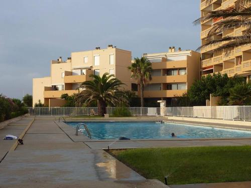 Appartement Appartement Le Barcarès, 2 pièces, 4 personnes - FR-1-81-505 ARGONAUTES 493- 3°- Bat B- AVENUE DE LA GRANDE PLAGE Le Barcarès