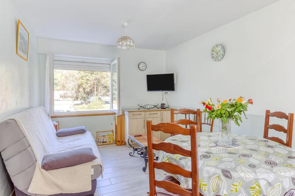 Le Bas Mont-Dore 1002 avenue Mal de Lattre de Tassigny, 63150 La Bourboule