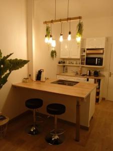 Le Bazille YourHostHelper