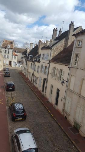 Le Bellecroix
