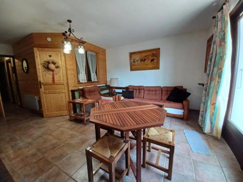 Appartement Appartement Le Biot, 2 pièces, 4 personnes - FR-1-573-107 Le Pas de l'Ours 50 route de l'Arblay, Col du Corbier Le Biot