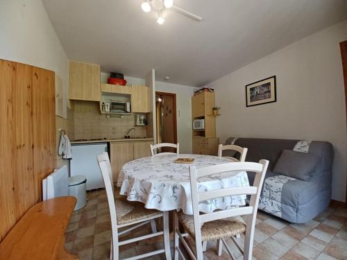 Appartement Appartement Le Biot, 2 pièces, 6 personnes - FR-1-573-106 4757 route du Col Le Biot