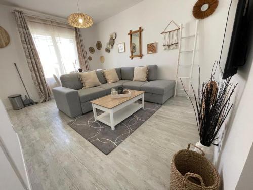 Le Bohème - Centre Ville, Netflix et WIFI, parking, idéal familles, couples et voyages d'affaire