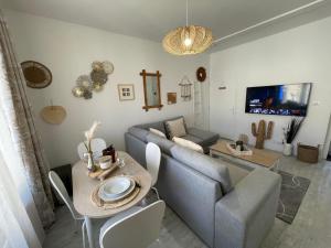 Le Bohème - Centre Ville, Netflix et WIFI, parking, idéal familles, couples et voyages d'affaire