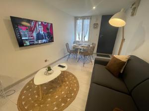 Le Boinot - Patio privé, wifi haut débit, Netflix, stationnement gratuit