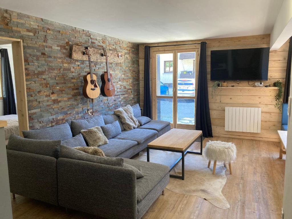 Le Boisson appartement Spacieux et Central