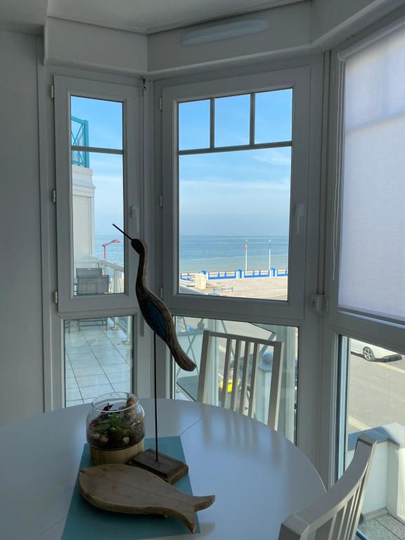 Appartement LE BON ENDROIT en bord de mer, confort vue mer et wifi 17 Avenue de la Mer 62930 Wimereux