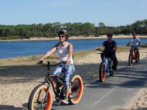 LE BOUCALAIS, classé 3 étoiles, Appart T3, lac à 200m, océan à 800m à VIEUX-BOUCAU