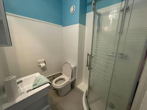 Le Brazza - beau logement 3 chambres avec SDB
