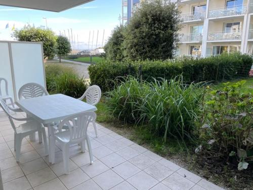 Le Breizhir ou appartement bord de mer avec piscine