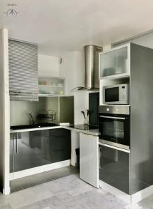 Appartement LE BROOKLYN - Studio Centre Ville avec climatisation et connexion Wifi 168 Rue Frédéric Mistral 34280 La Grande Motte Languedoc-Roussillon