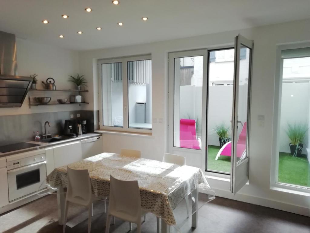 Appartement Le Bruxelles, 1 Chambre, Rez de Chaussée, Terrasse Sud 10 Rue de Bruxelles 62520 Le Touquet-Paris-Plage