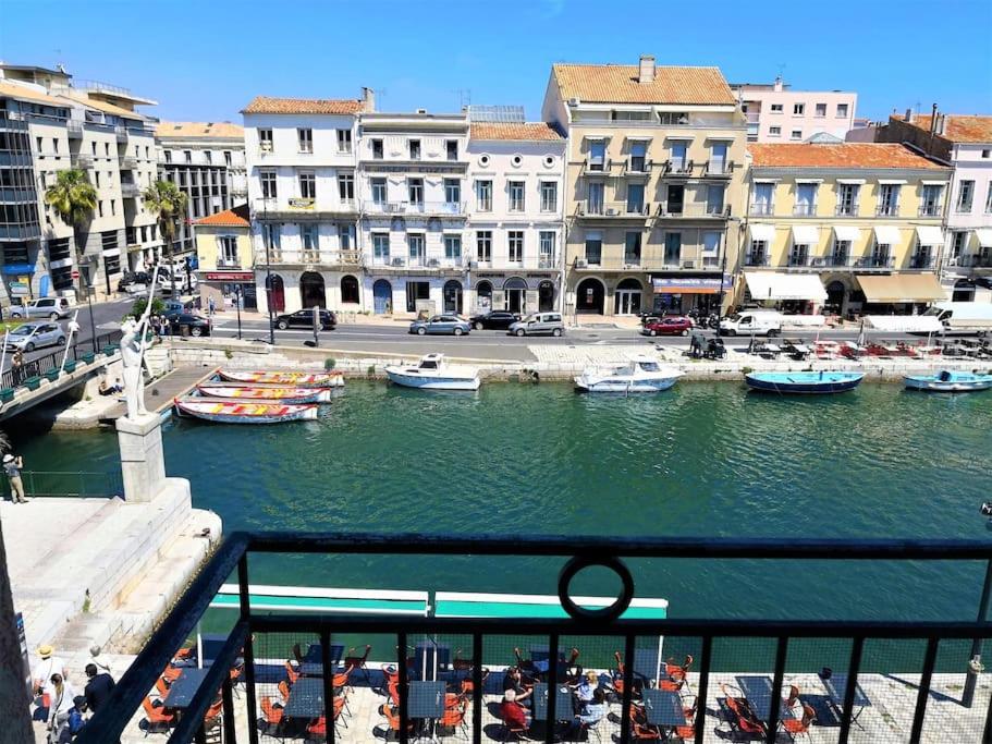 ''Le cadre royal'' appartement de standing sur quai avec parking 11 bis Quai de la Résistance, 34200 Sète