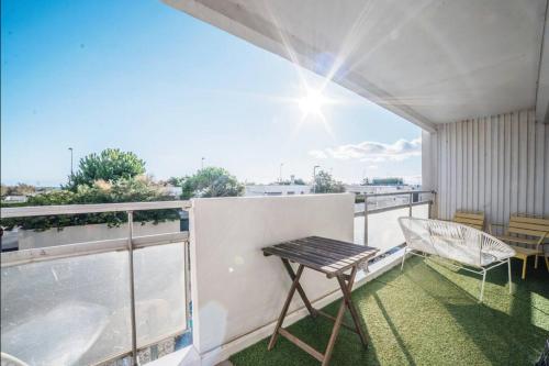 LE CALDERINI APPART - Face PLAGE WIFI et PARK Gratuit CALME - Résid Le Surcouf - CoHôteConciergerie La Grande Motte
