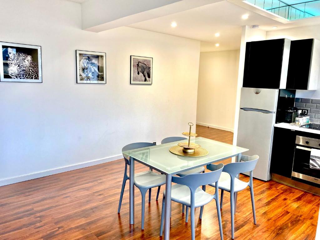 LE CARDINAL, appartement avec parking privé, gare, centre ville, 17 Avenue du Rhône, 74000 Annecy