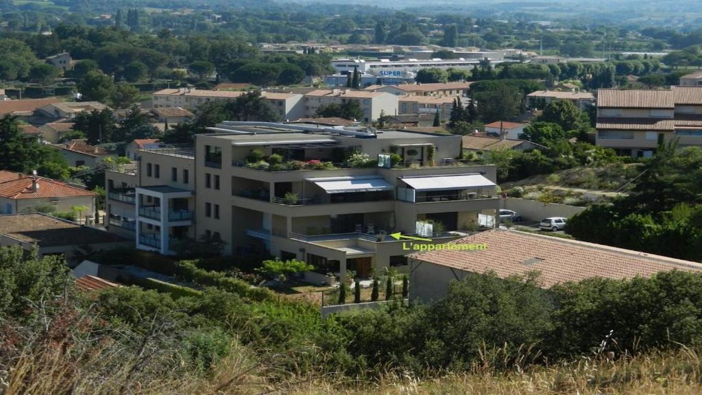 LE CARRE MONTFORT 2 Impasse Jean Moulin - Appartement n° 10 - 1er étage, 84110 Vaison-la-Romaine