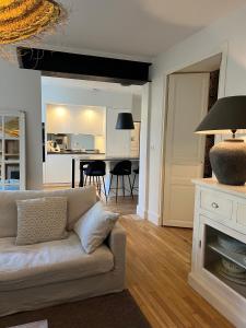 Appartement Le Carré Saint-Silain 1er étage 12 Rue des Chaînes 24000 Périgueux Aquitaine