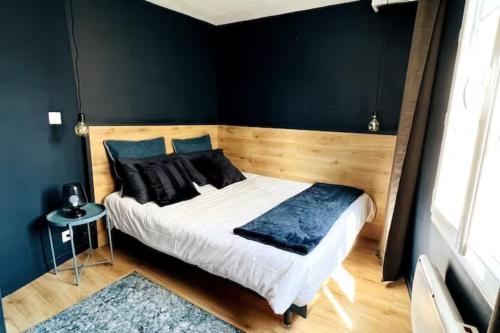 Le Carrel- F2-Place Saint marc