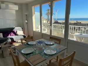 Appartement Le CARROUSEL - Apt VUE MER - Plage à 10 M - CLIM - WIFI 1 Rue des Alpes 66140 Canet-en-Roussillon Languedoc-Roussillon