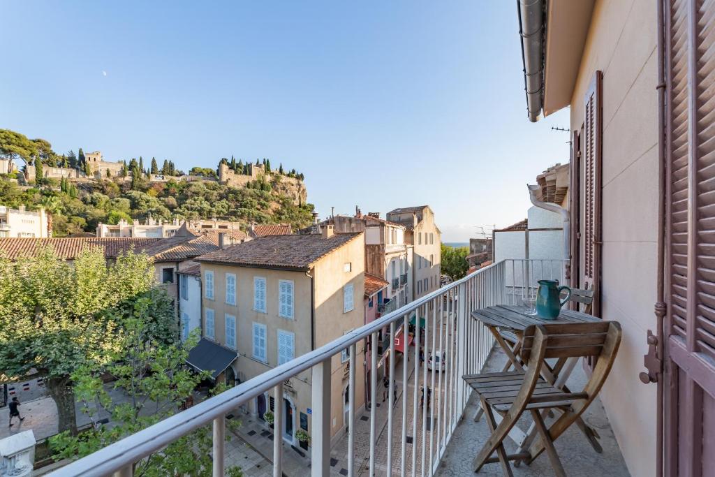 Appartement Le Central par Dodo-a-Cassis 15 Rue Alexandre Gervais 13260 Cassis