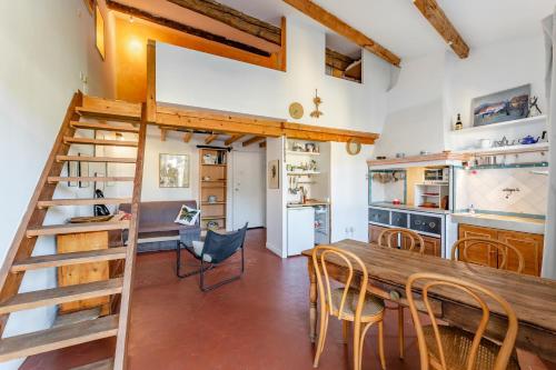 Le Central par Dodo-a-Cassis