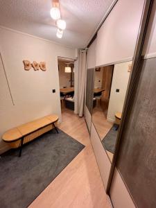Le Chalerick - triplex rénové 6 à 8 personnes - hyper centre Valmeinier 1800 - ski aux pieds
