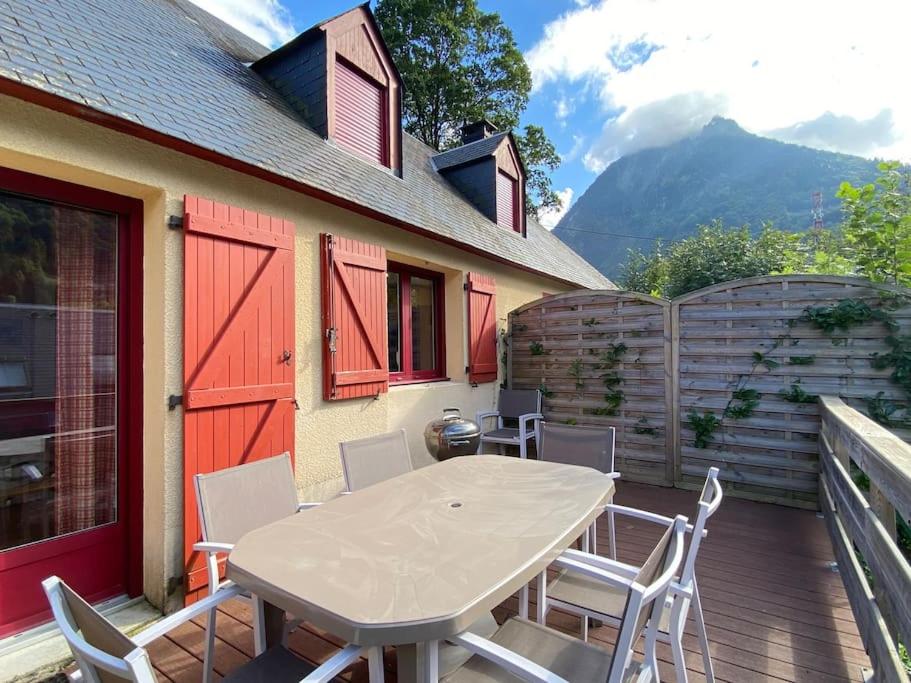 Appartement Le Chalet 102. 3 chambres. Terrasse. Parking. wifi 08 Route de Pierrefitte, 102 65110 Cauterets