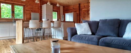 Le Chalet jacuzzi et Détente 4 Étoiles